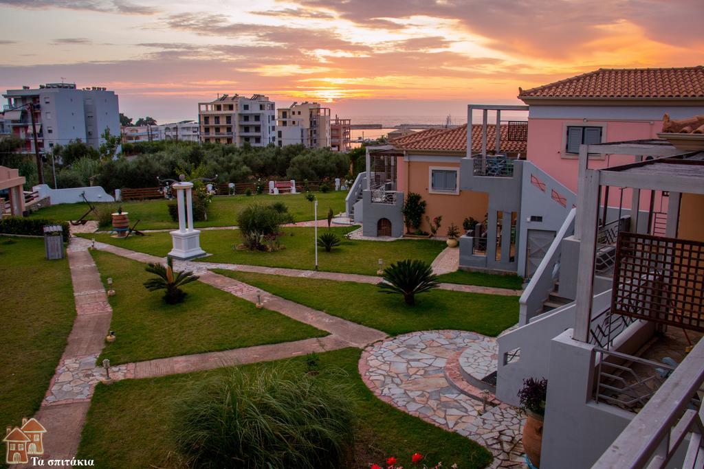 Ta Spitakia Tsarbopoulos Kyparissia Exterior foto