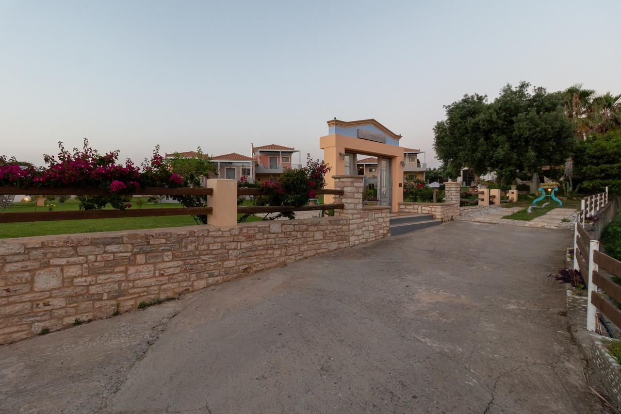 Ta Spitakia Tsarbopoulos Kyparissia Exterior foto