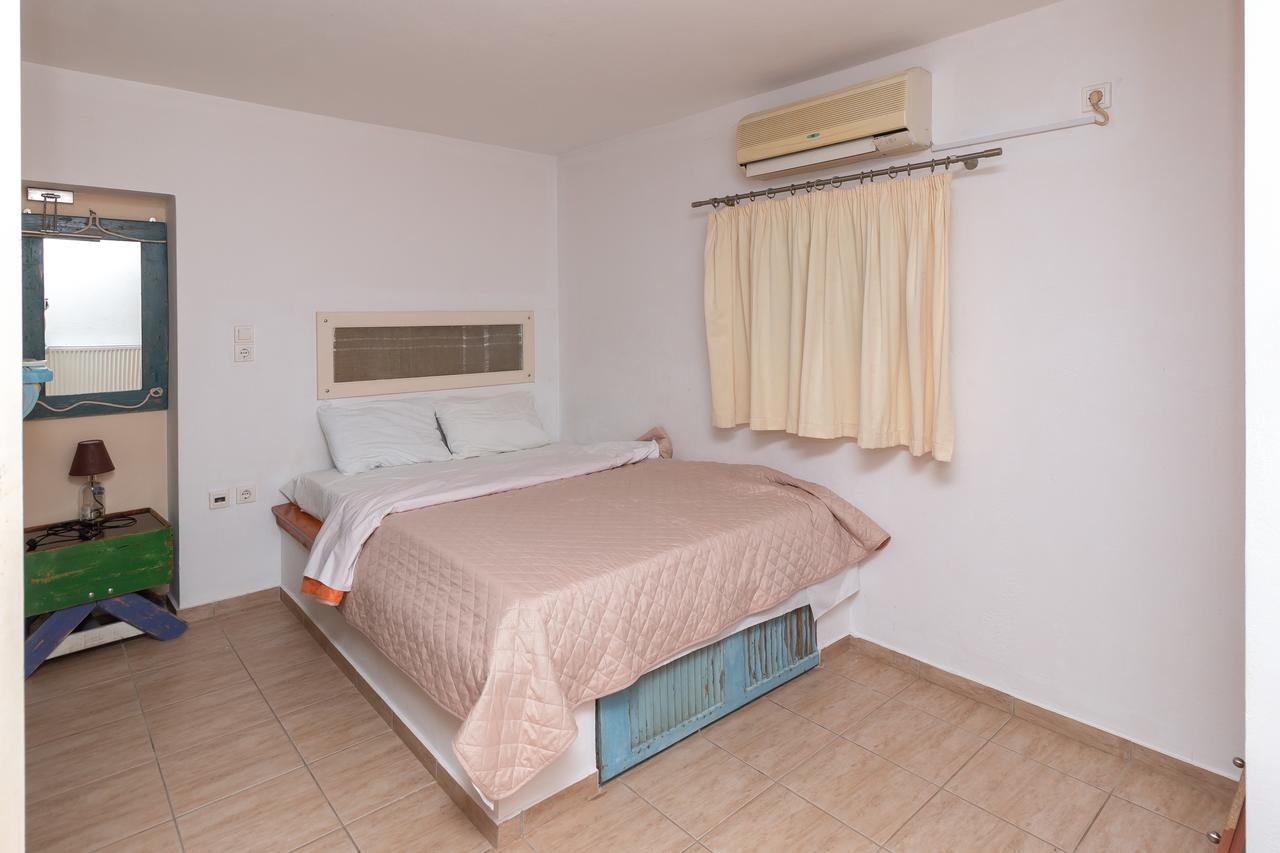 Ta Spitakia Tsarbopoulos Kyparissia Exterior foto