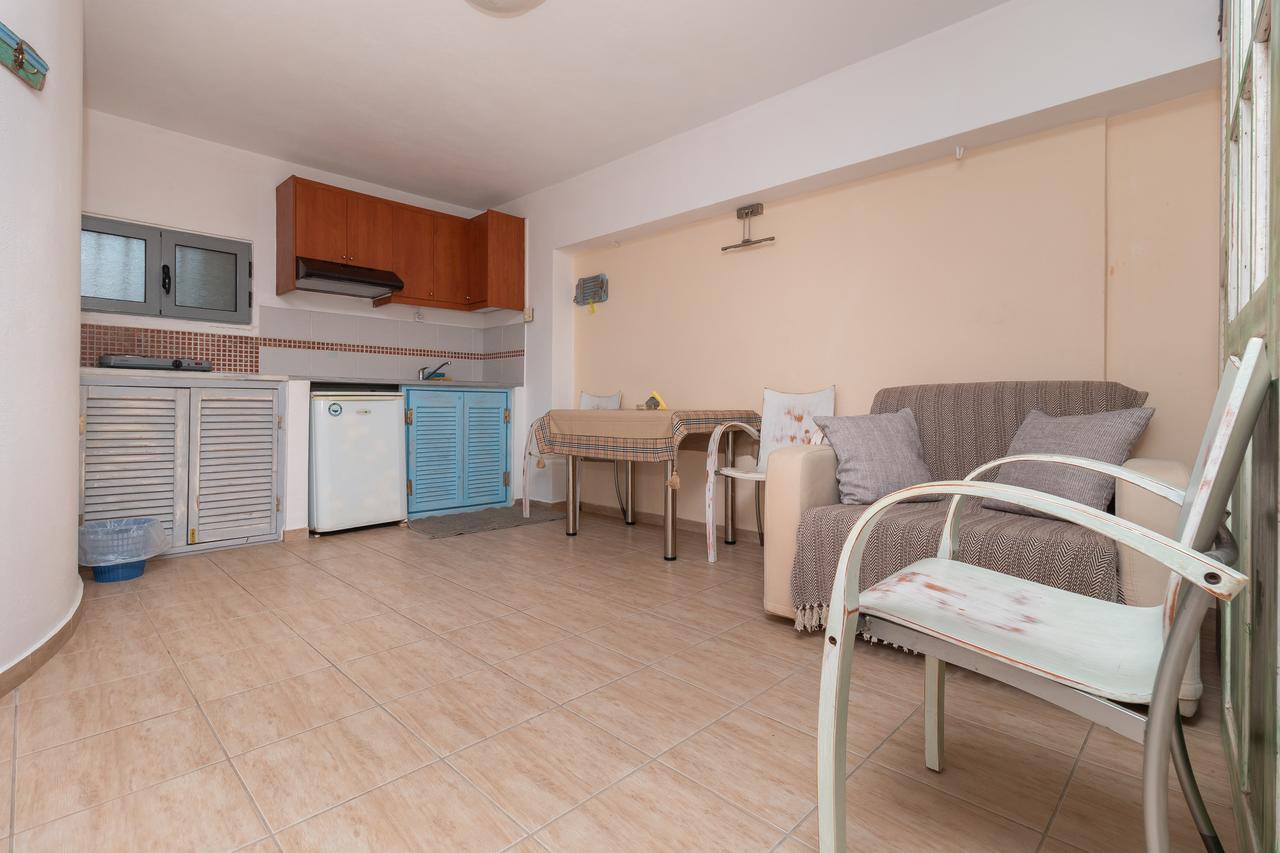 Ta Spitakia Tsarbopoulos Kyparissia Exterior foto